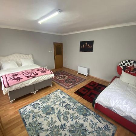 Triplex House Near The Airport Daire Arnavutkoy Dış mekan fotoğraf