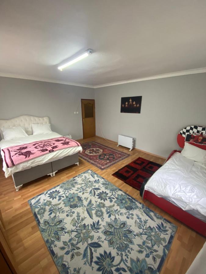 Triplex House Near The Airport Daire Arnavutkoy Dış mekan fotoğraf