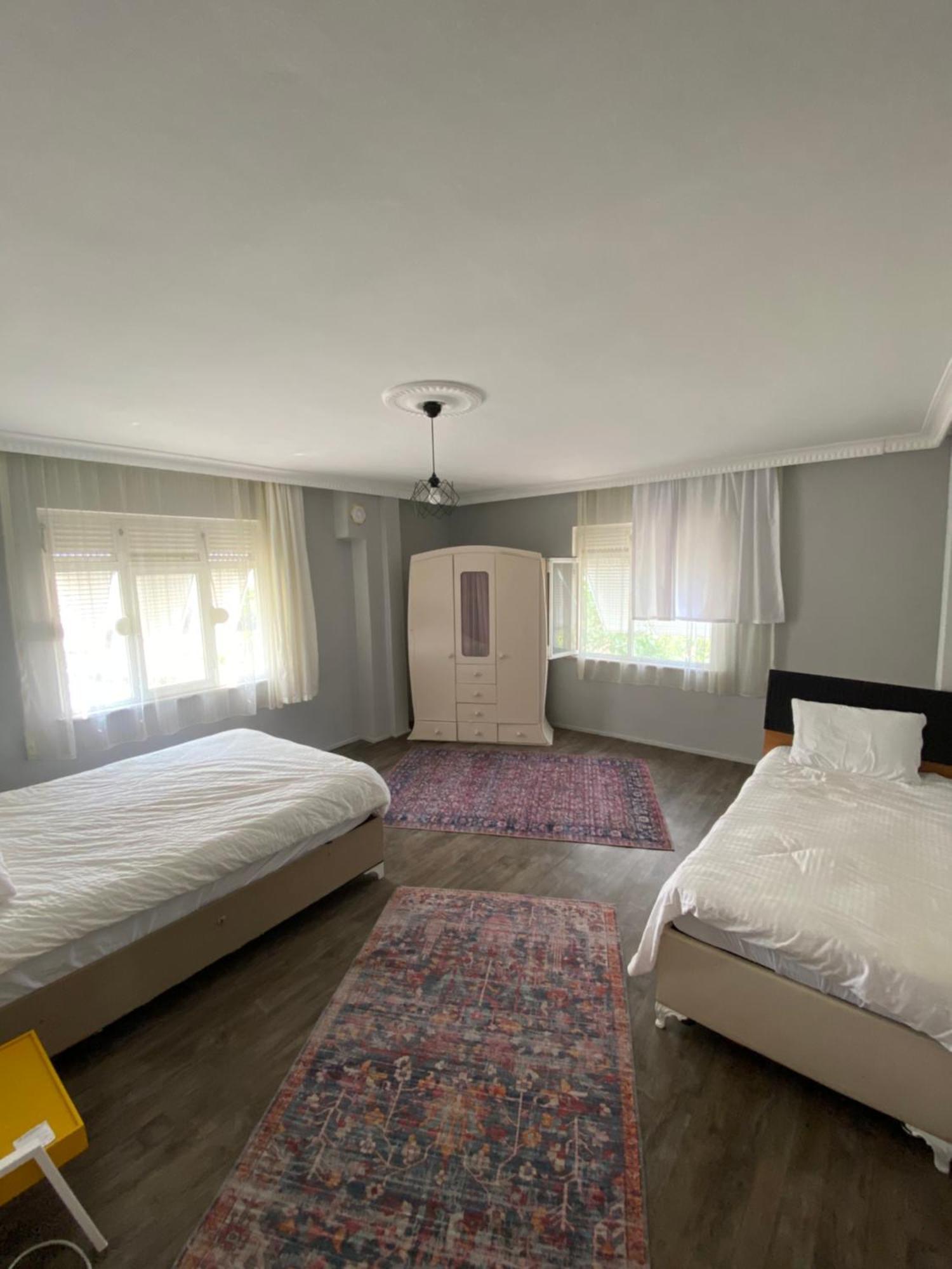 Triplex House Near The Airport Daire Arnavutkoy Dış mekan fotoğraf